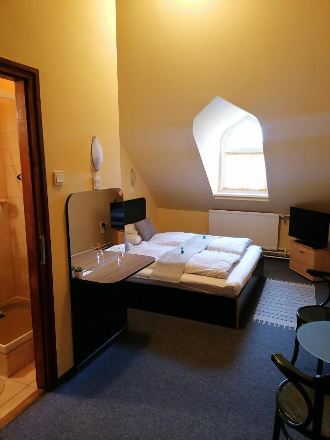 Bianco Lägenhet Sopron Exteriör bild
