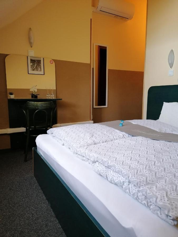 Bianco Lägenhet Sopron Exteriör bild