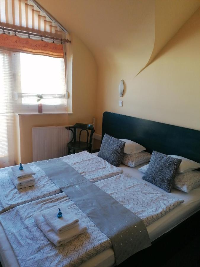 Bianco Lägenhet Sopron Exteriör bild